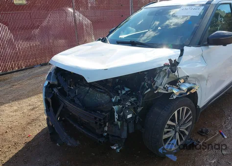 2021 Nissan Kicks Sr Xtronic Cvt z USA, uszkodzony, nr VIN 3N1CP5DV1ML474319